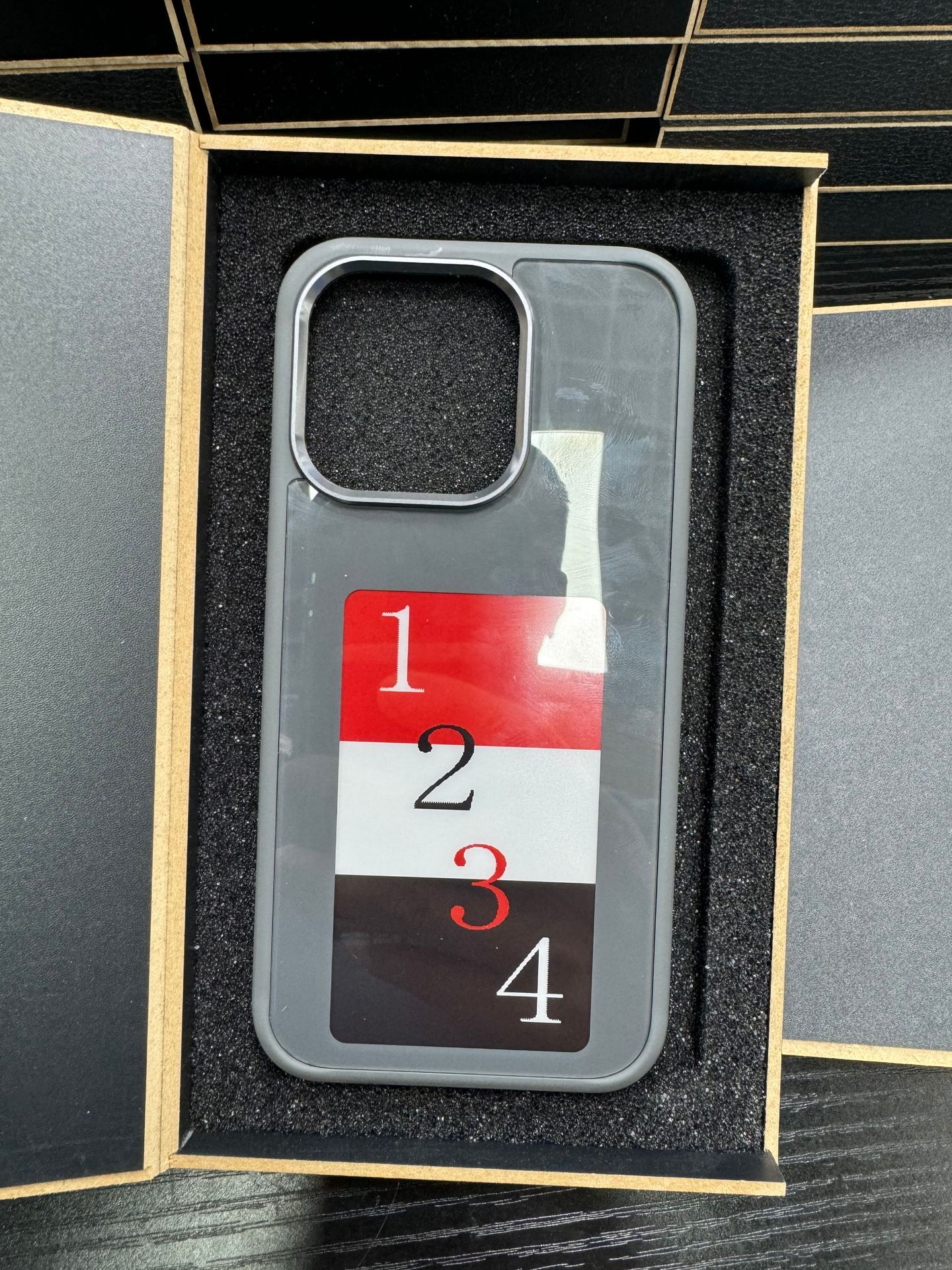 Screen Phone Case  Personalized Phone Cover Battery Free New Designer Luxury Phone Case
